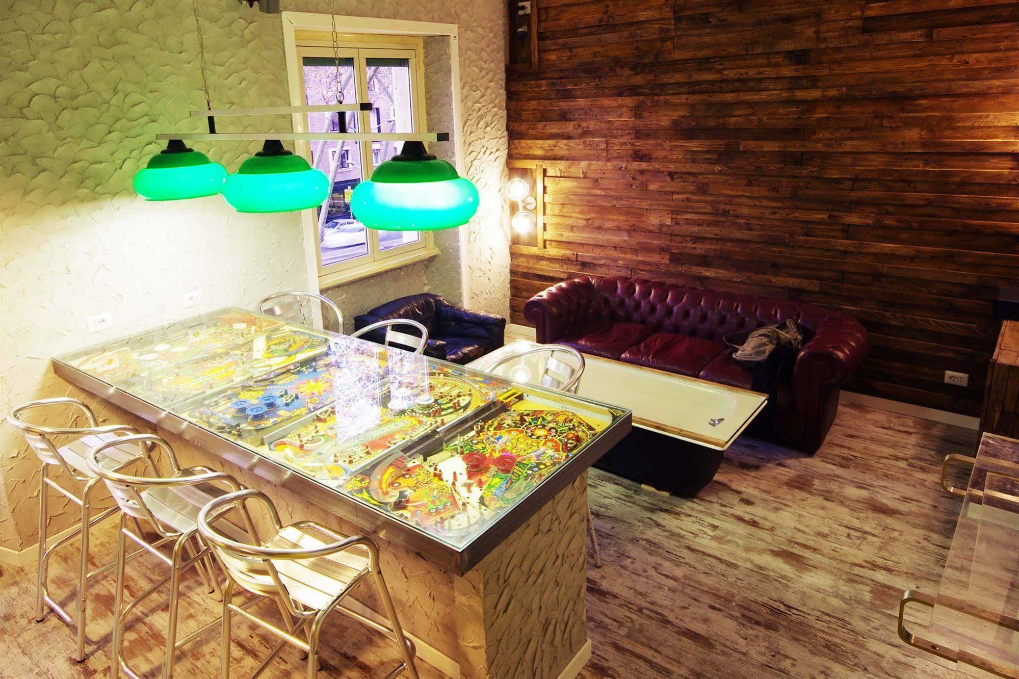 Cineroma Bed & Breakfast 2*